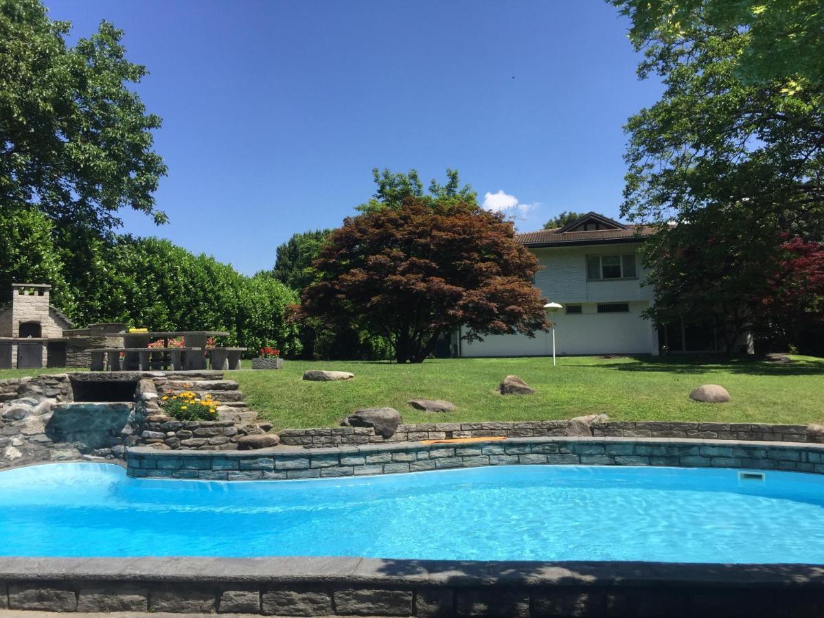Villa Alice Lesa Exterior photo